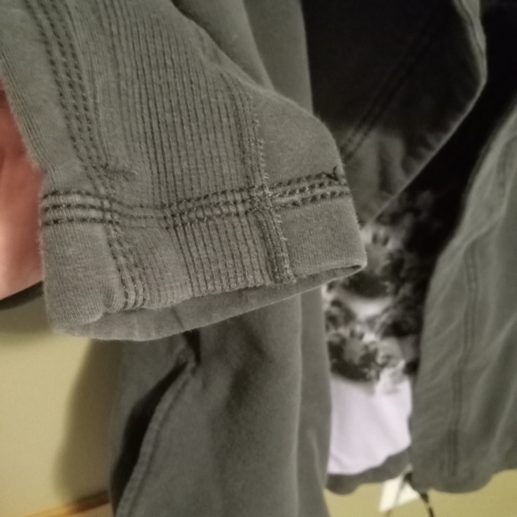 Wizard-Style hooded sweatshirt! - Picture 6 of 7